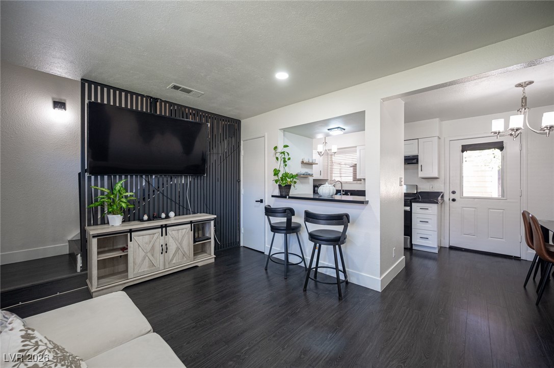 582 Blue Lagoon Drive Las Vegas NV 89110