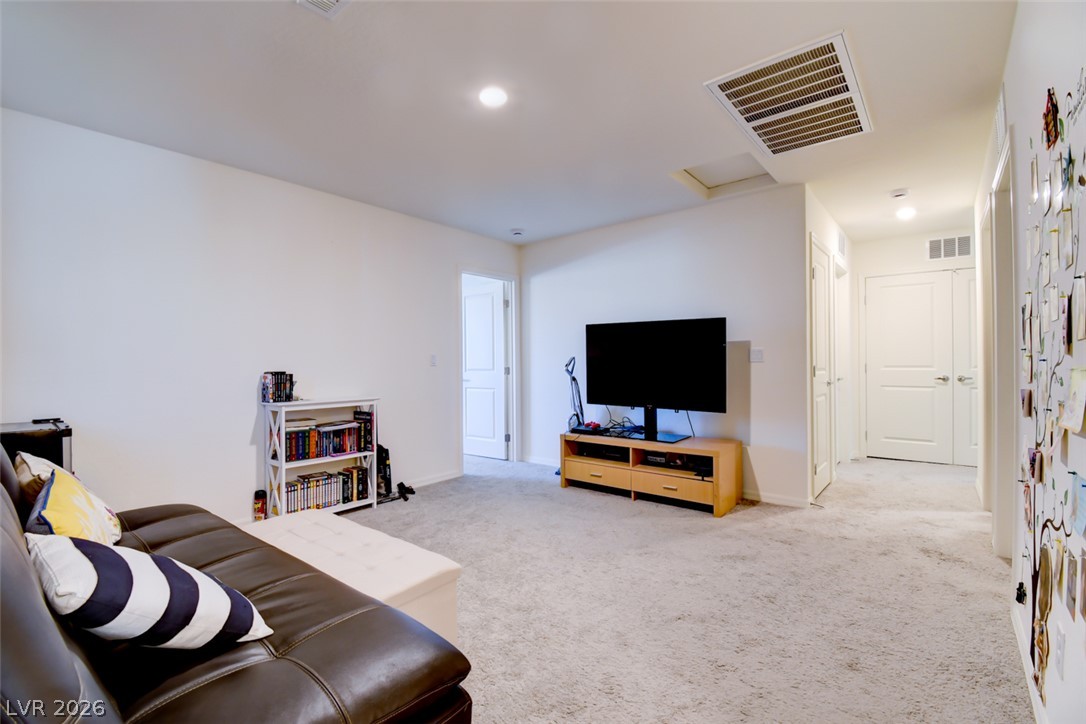 1720 Luna Cliff Avenue North Las Vegas NV 89032