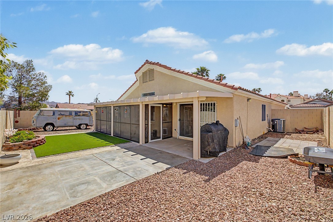 998 Trackers Glen Avenue Henderson NV 89015