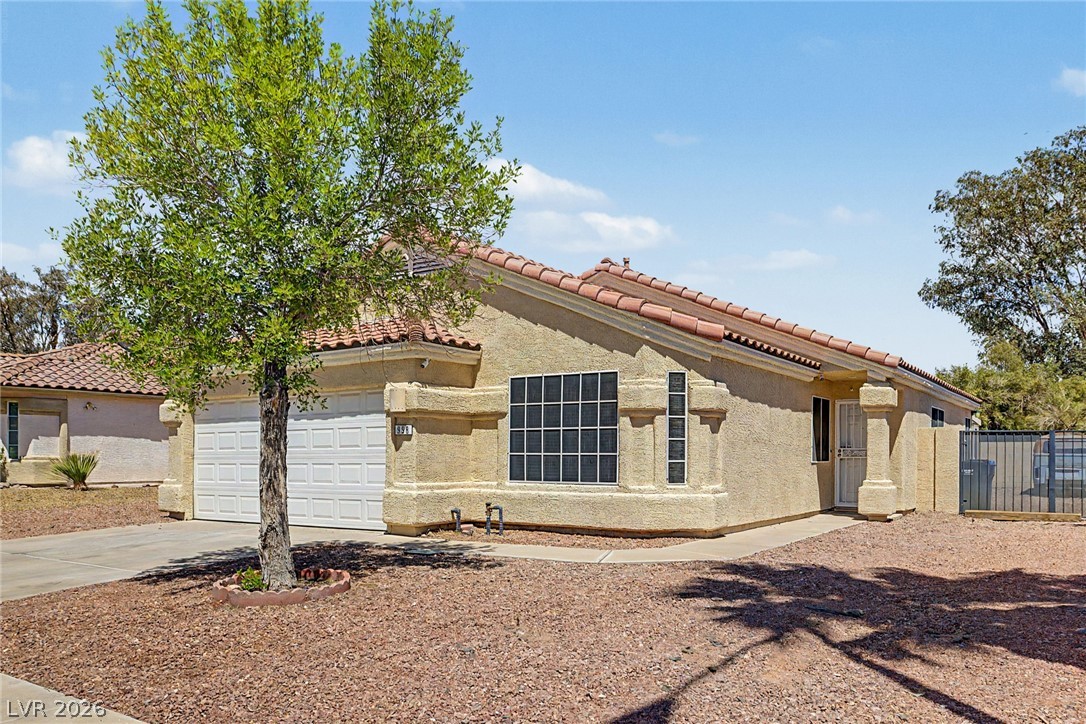 998 Trackers Glen Avenue Henderson NV 89015