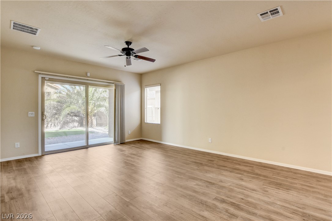 5868 Crossfield Avenue Las Vegas NV 89122