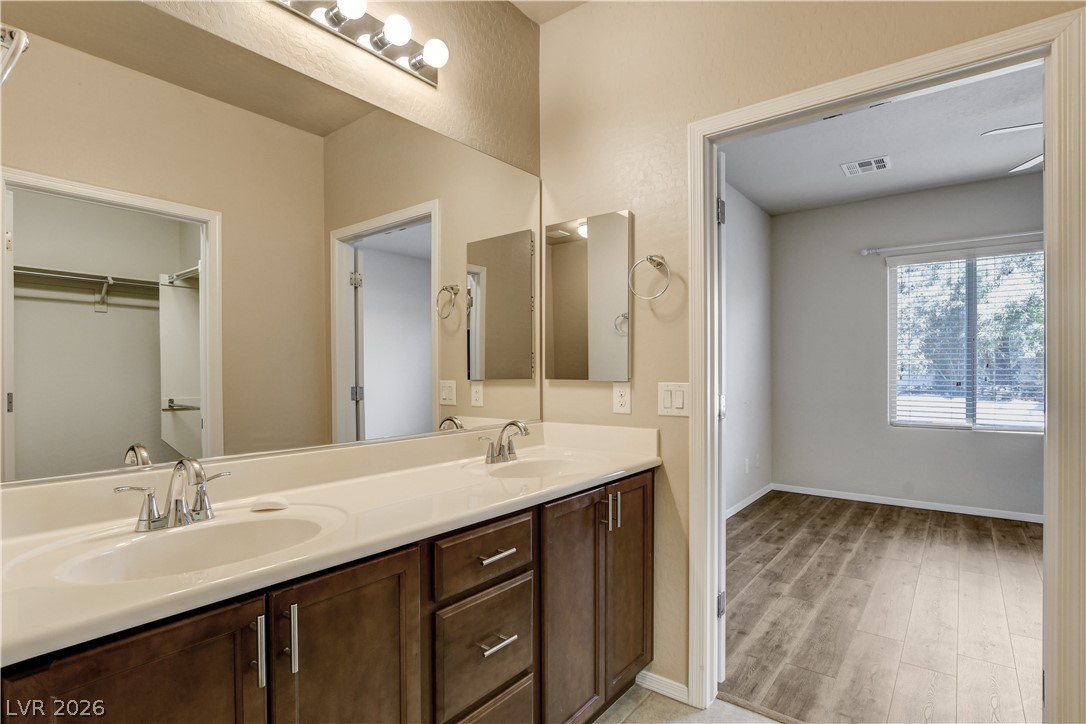 5868 Crossfield Avenue Las Vegas NV 89122