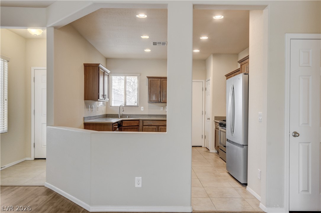 5868 Crossfield Avenue Las Vegas NV 89122