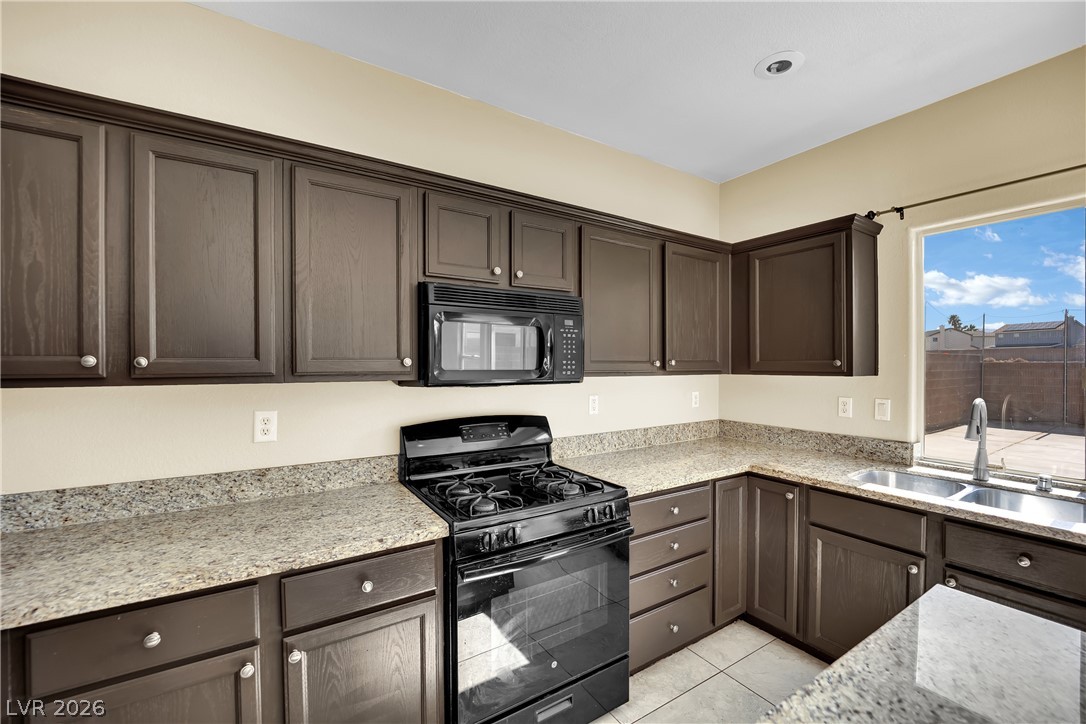 5823 Golden Wing Street Las Vegas NV 89113
