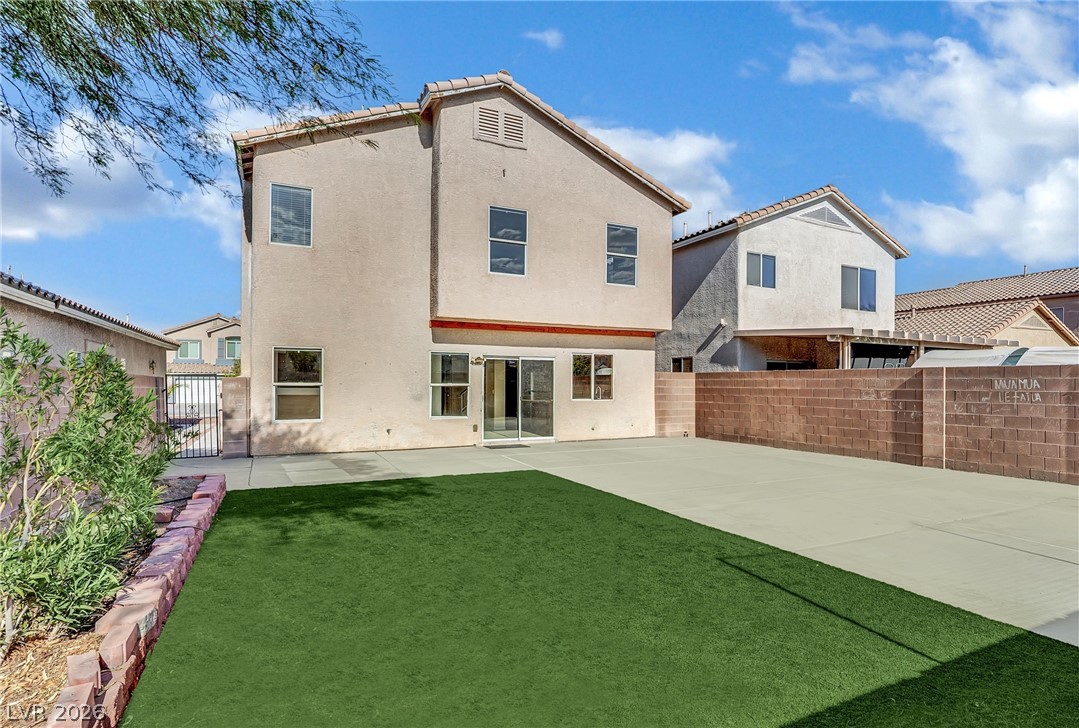 5823 Golden Wing Street Las Vegas NV 89113