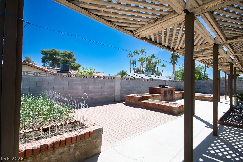 2424 La Luna Drive Henderson NV 89014
