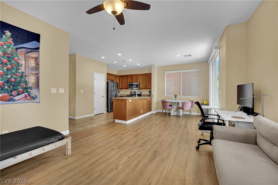 283 Trailing Putt Way Las Vegas NV 89148
