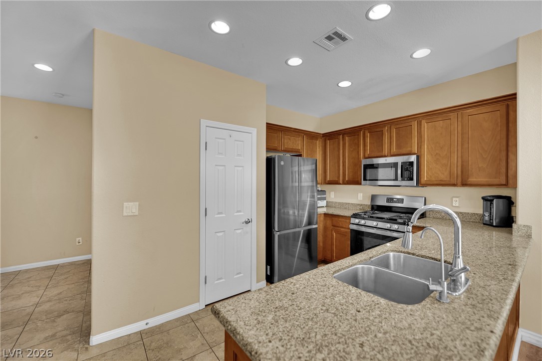 283 Trailing Putt Way Las Vegas NV 89148