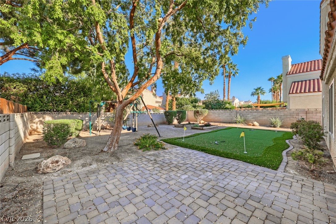 2105 Fountain Springs Drive Henderson NV 89074