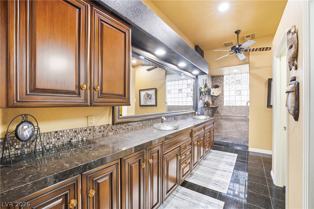 8271 Turtle Creek Circle Las Vegas NV 89113