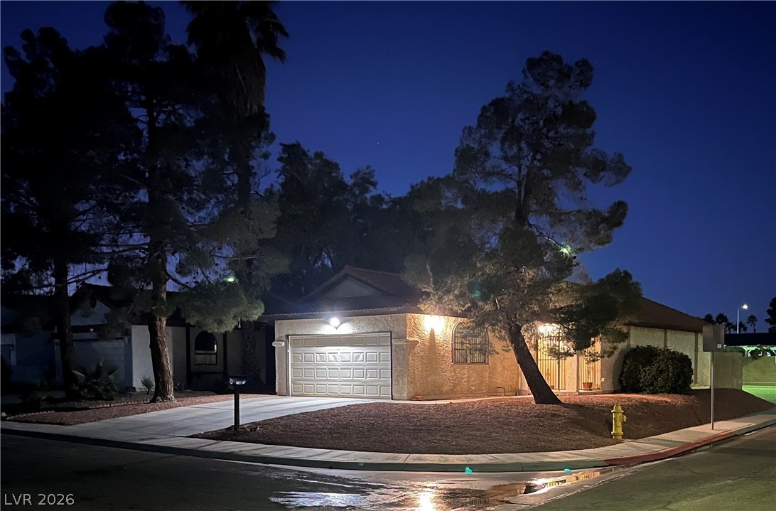 6412 Pearcrest Road Las Vegas NV 89108