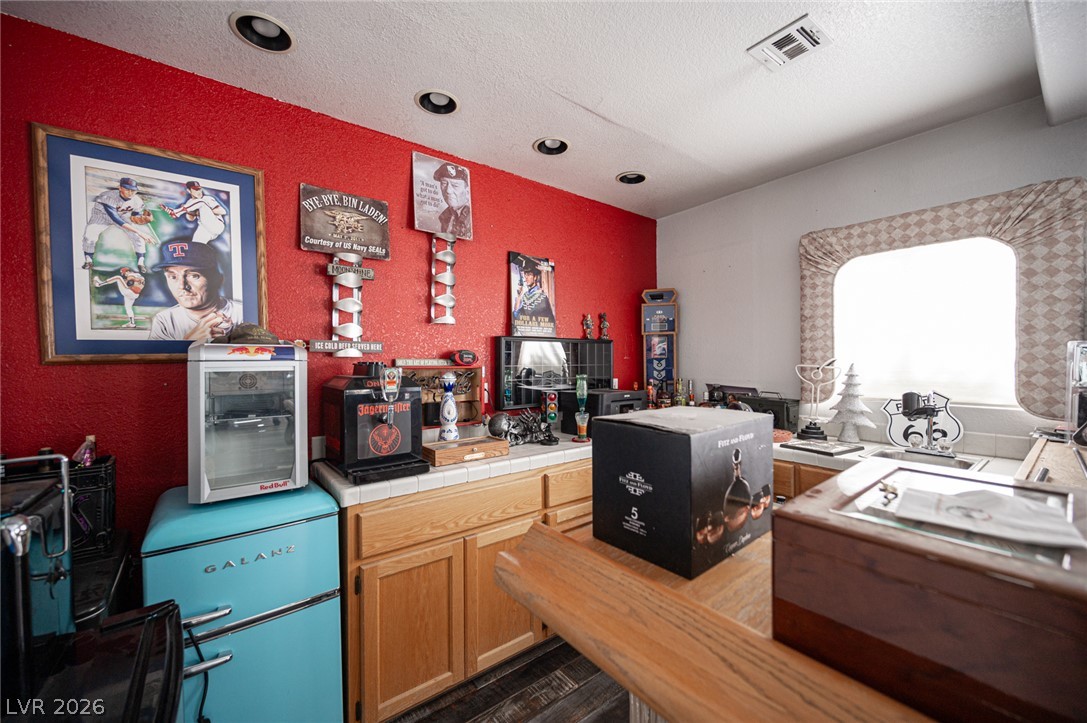 8225 Hidden Crossing Lane Las Vegas NV 89129