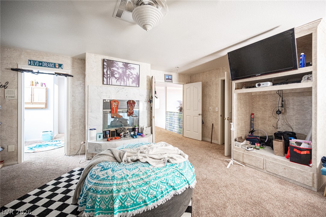 8225 Hidden Crossing Lane Las Vegas NV 89129