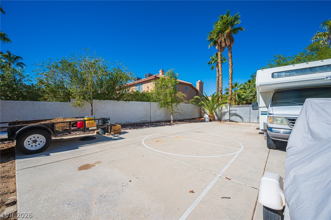8225 Hidden Crossing Lane Las Vegas NV 89129