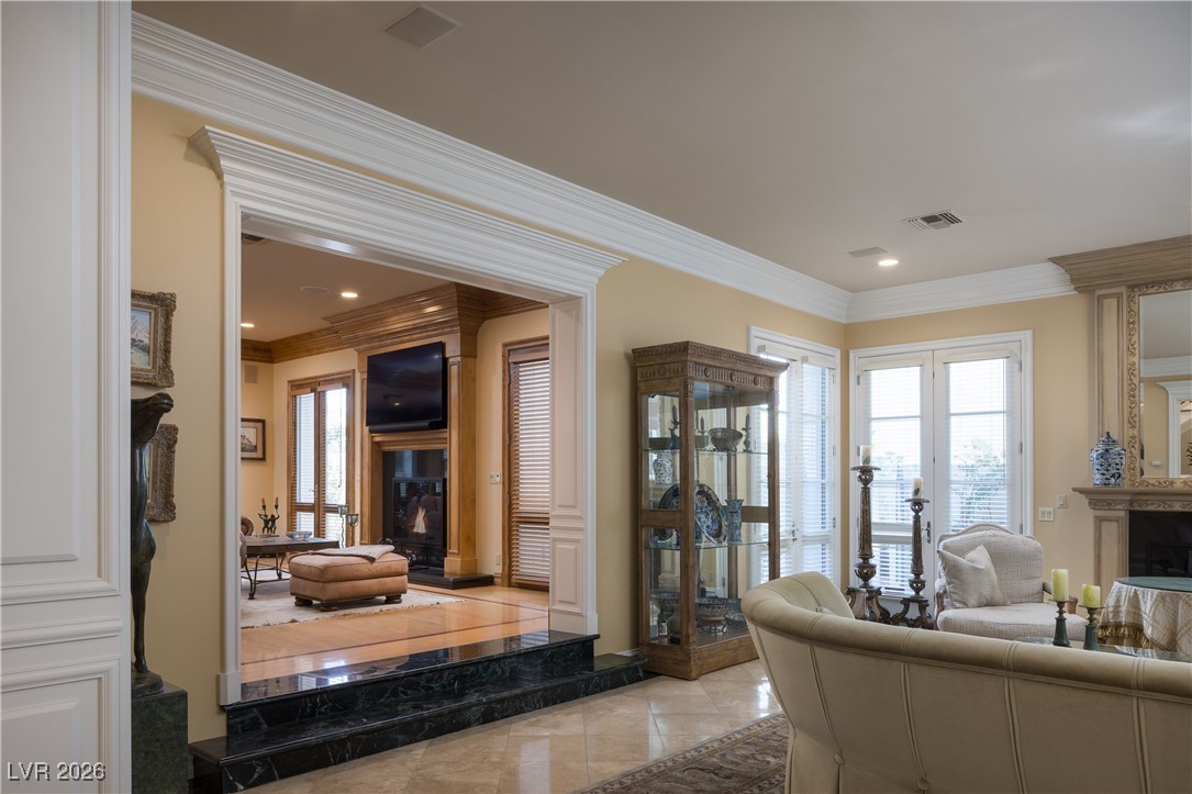 1413 Iron Hills Lane Las Vegas NV 89134