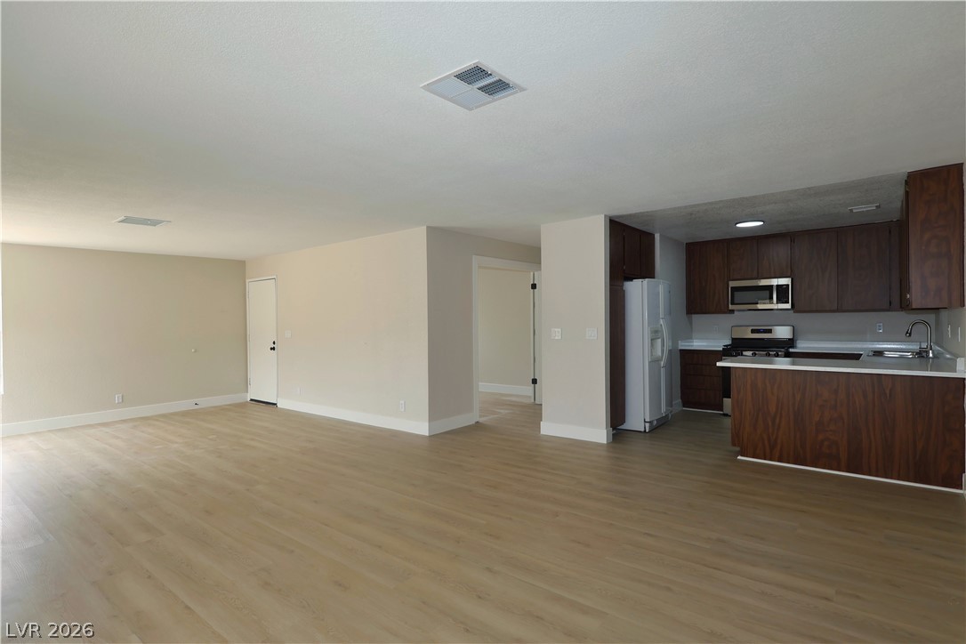 7015 Quarry Drive Las Vegas NV 89147
