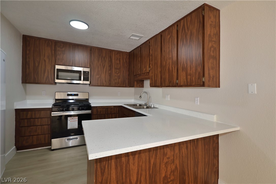 7015 Quarry Drive Las Vegas NV 89147