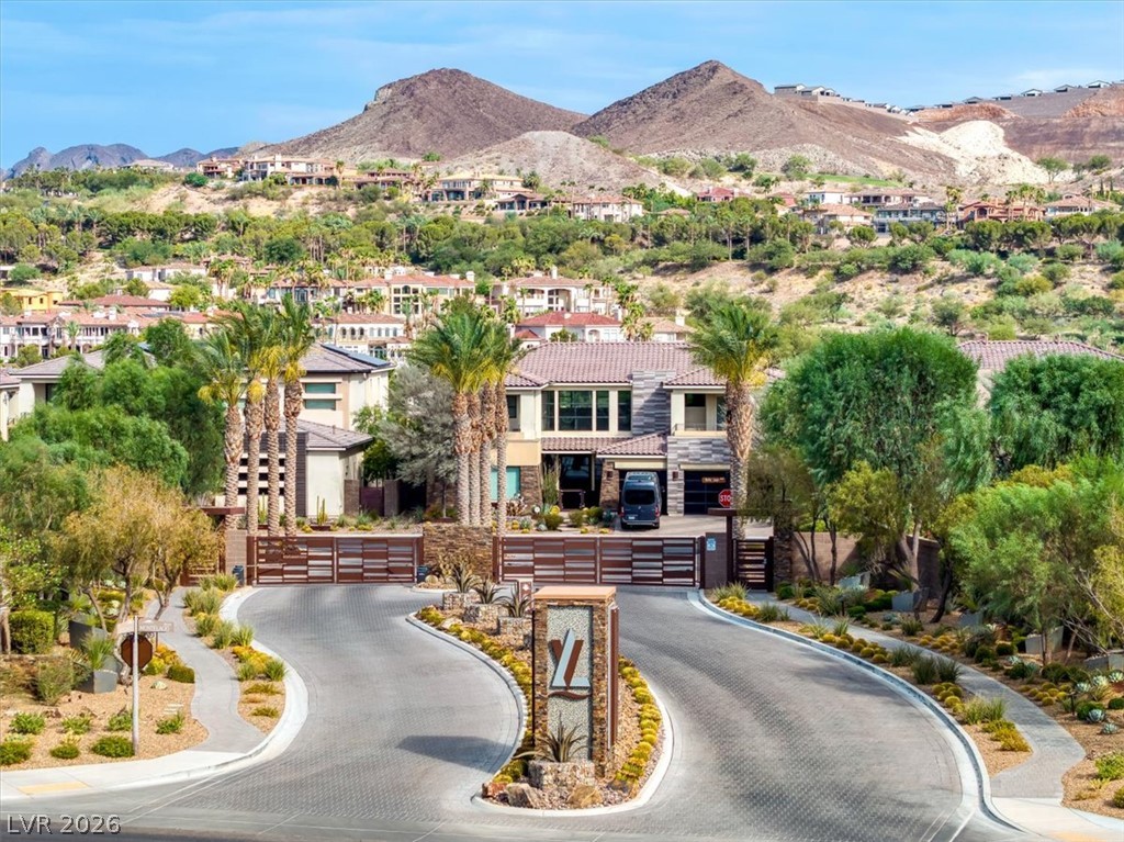 72 Bella Lago Avenue Henderson NV 89011