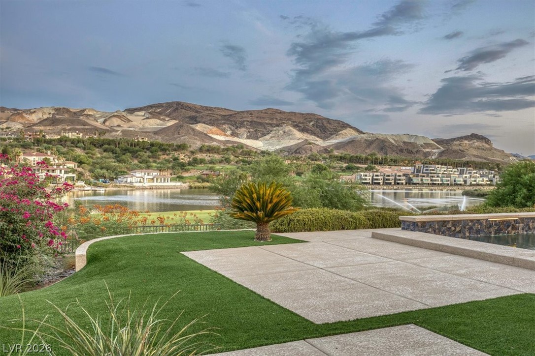 72 Bella Lago Avenue Henderson NV 89011