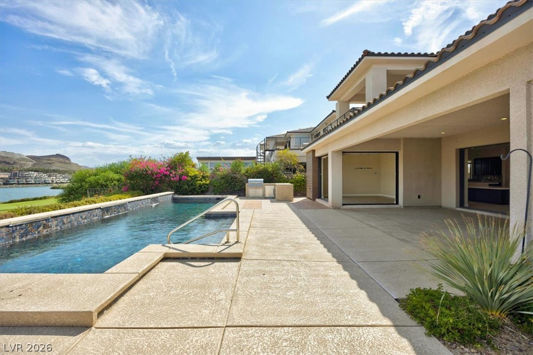 72 Bella Lago Avenue Henderson NV 89011