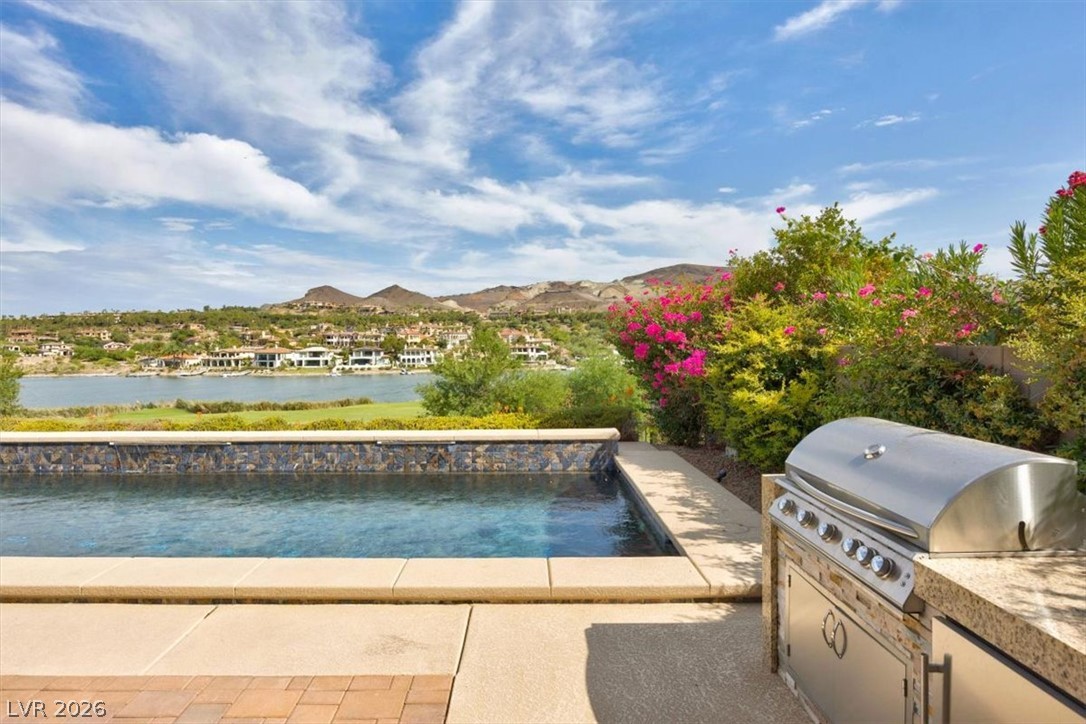 72 Bella Lago Avenue Henderson NV 89011