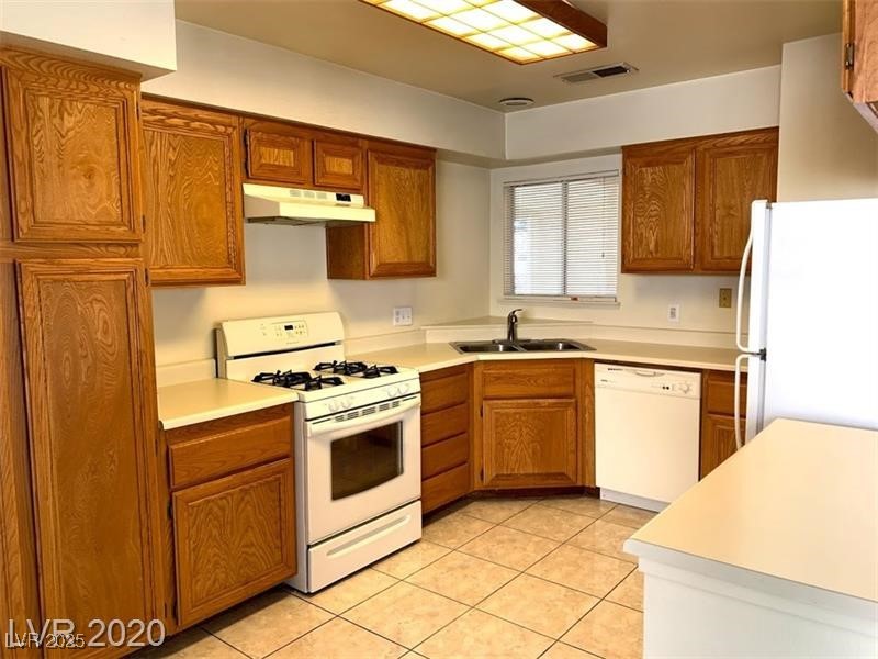 6632 Coastal Breeze Court Las Vegas NV 89108