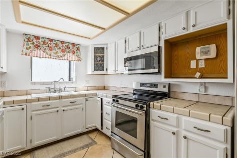 2063 Avalon Drive Laughlin NV 89029