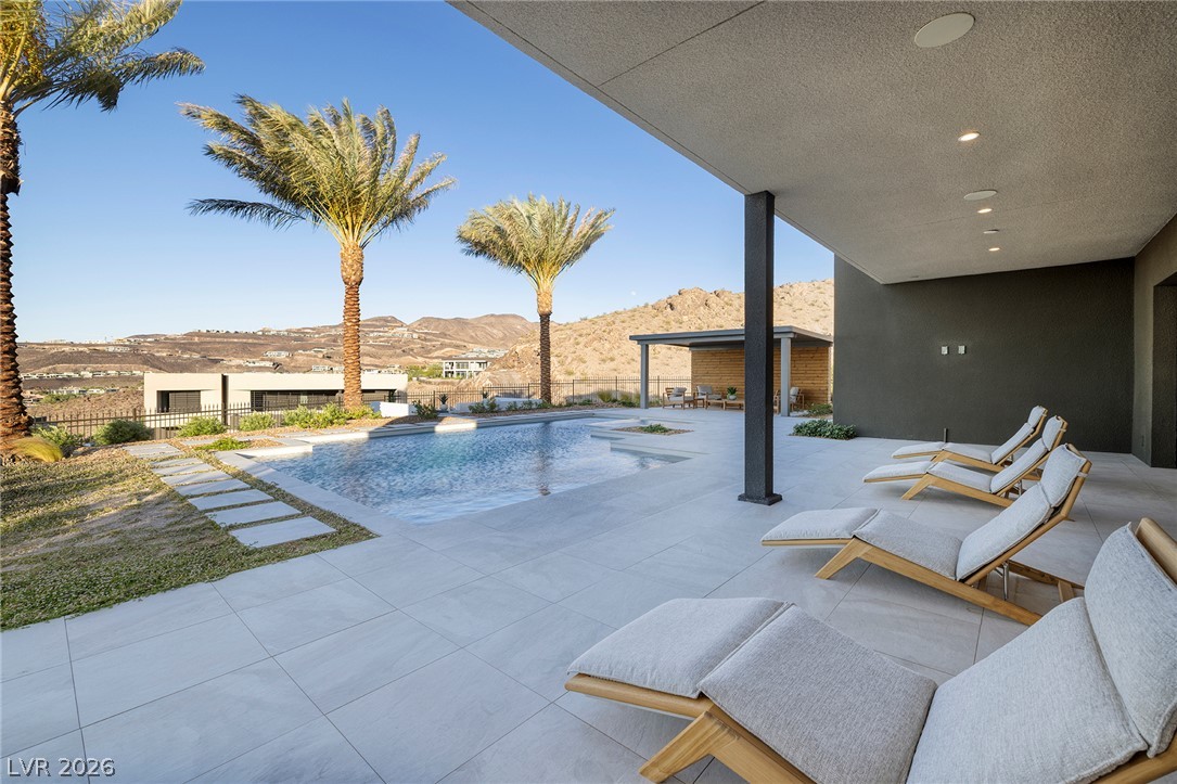 1488 Dragon Glen Drive Henderson NV 89012