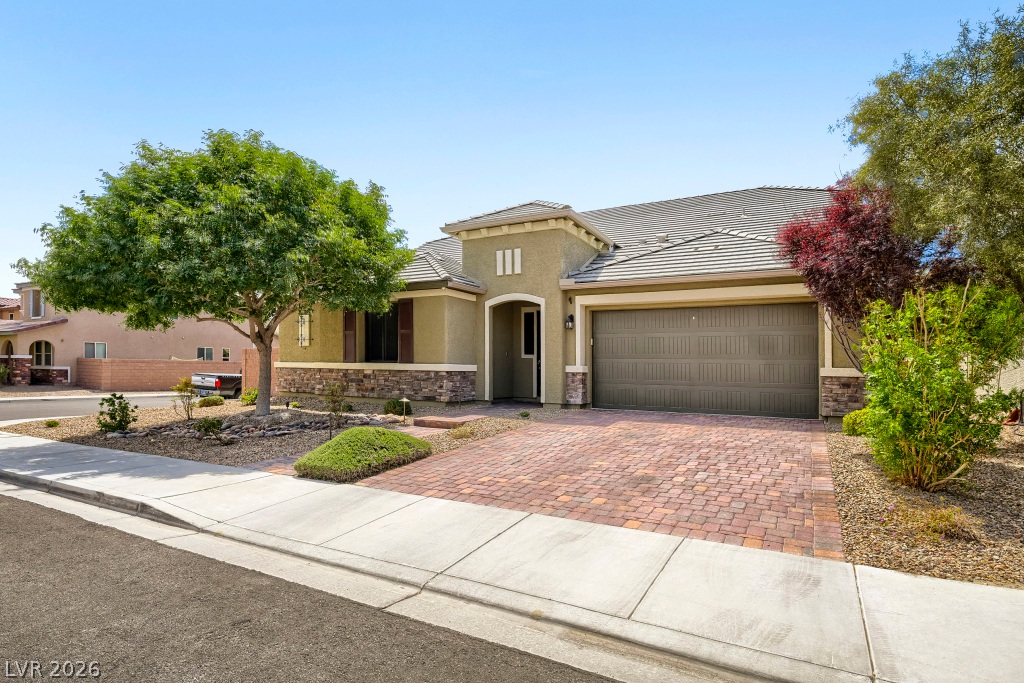 5665 Silver Cascade Avenue Las Vegas NV 89131