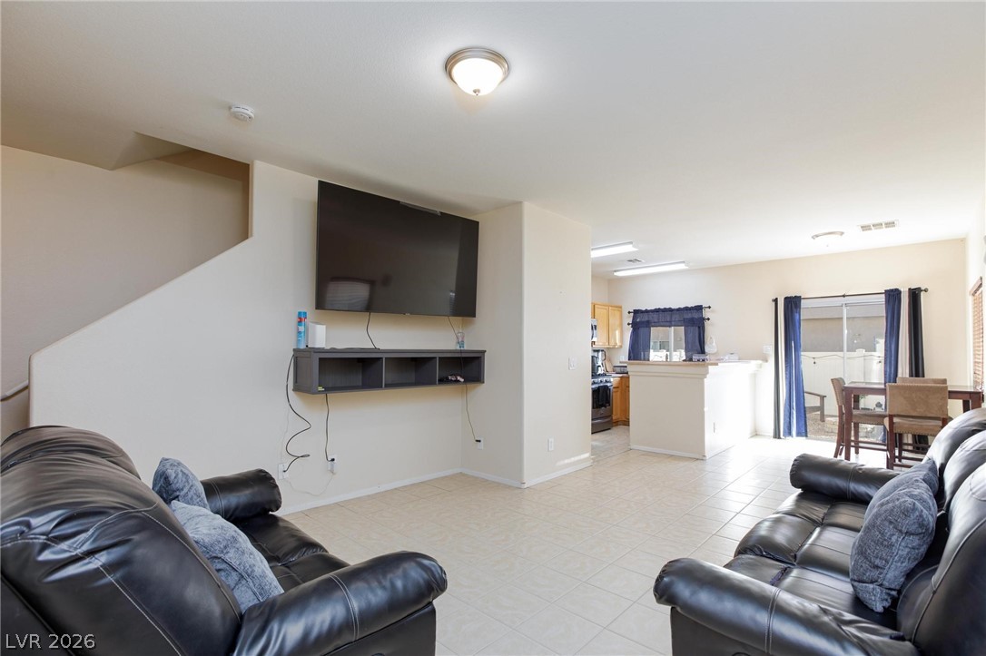 6531 Ozzie Harriet Avenue 102 Las Vegas NV 89122