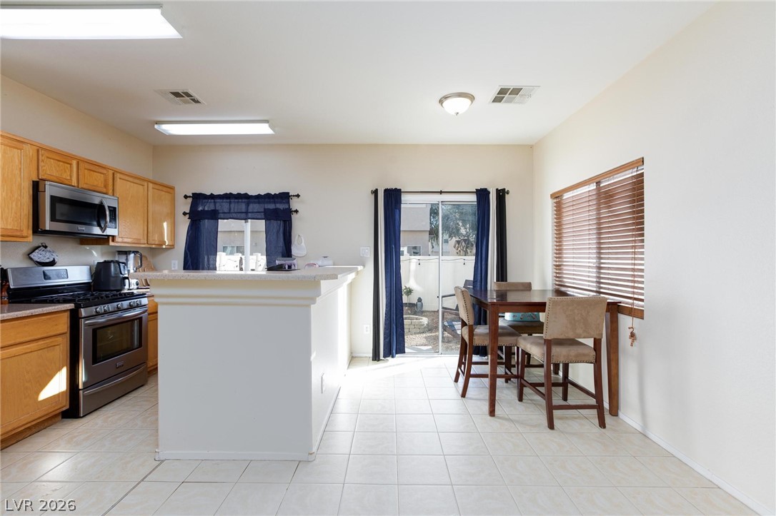 6531 Ozzie Harriet Avenue 102 Las Vegas NV 89122