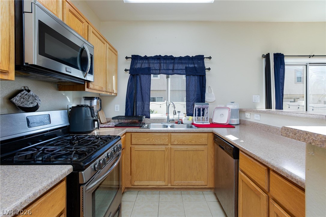 6531 Ozzie Harriet Avenue 102 Las Vegas NV 89122