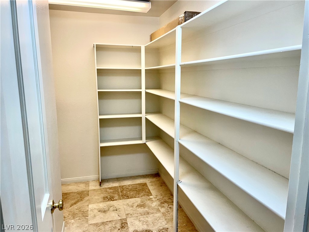 2975 Montessouri Street Las Vegas NV 89117