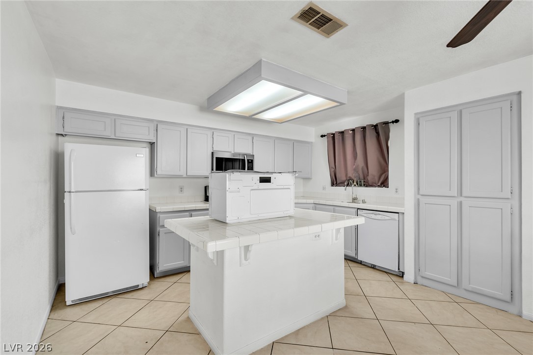 6548 Elk Creek Lane Las Vegas NV 89156