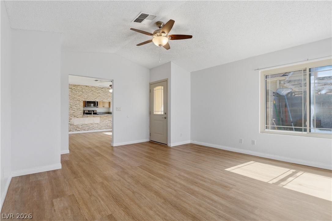 6811 Mangrum Circle Las Vegas NV 89103