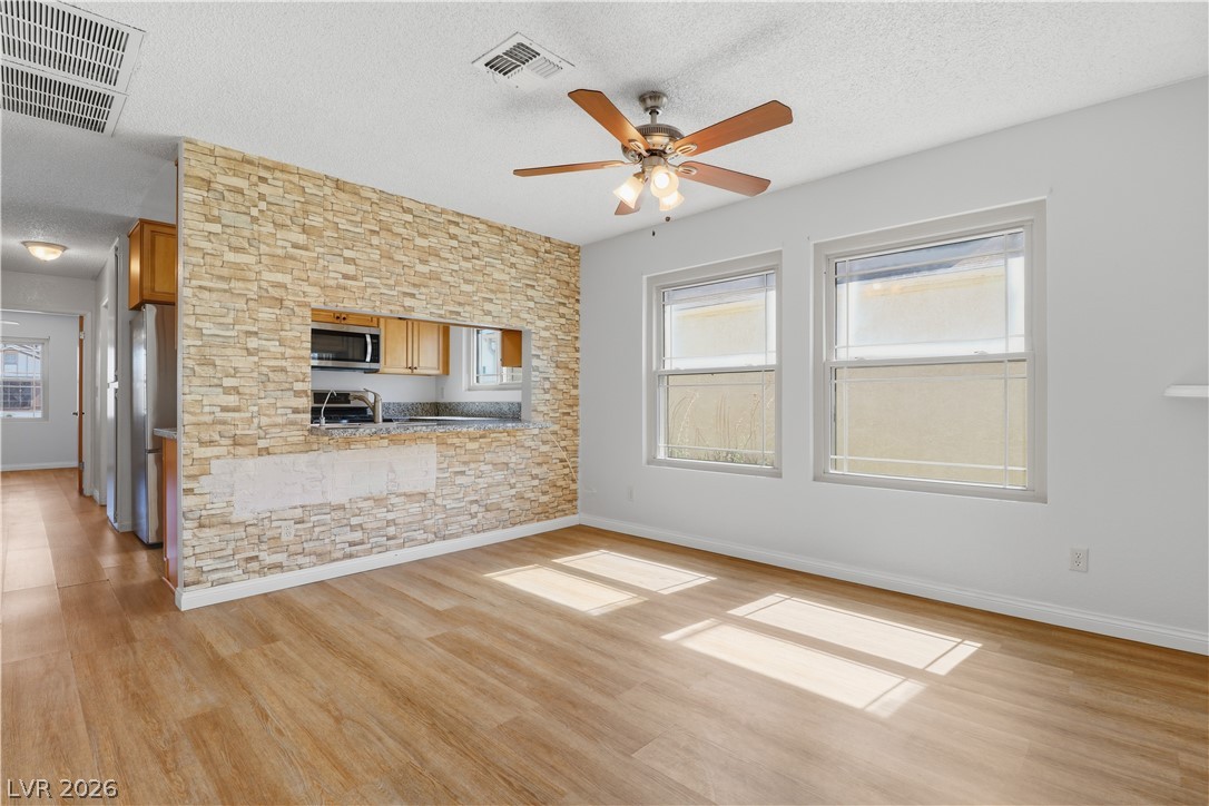 6811 Mangrum Circle Las Vegas NV 89103
