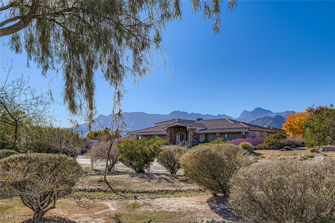 6140 North Grand Canyon Drive Las Vegas NV 89149