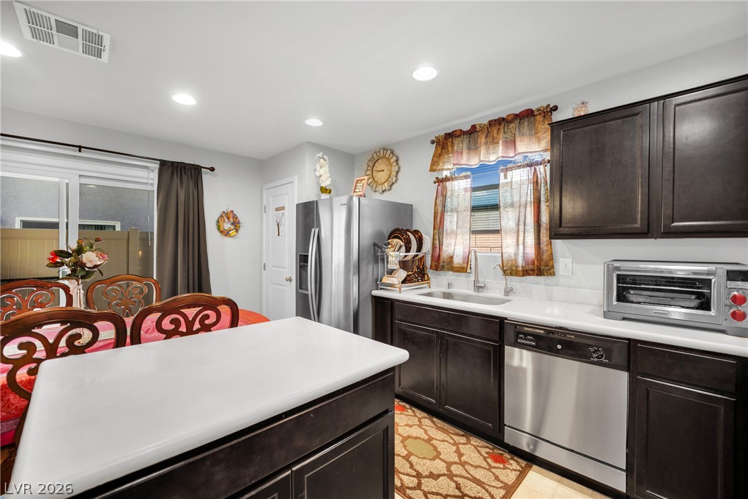 3639 Via Del Robles Avenue Las Vegas NV 89115