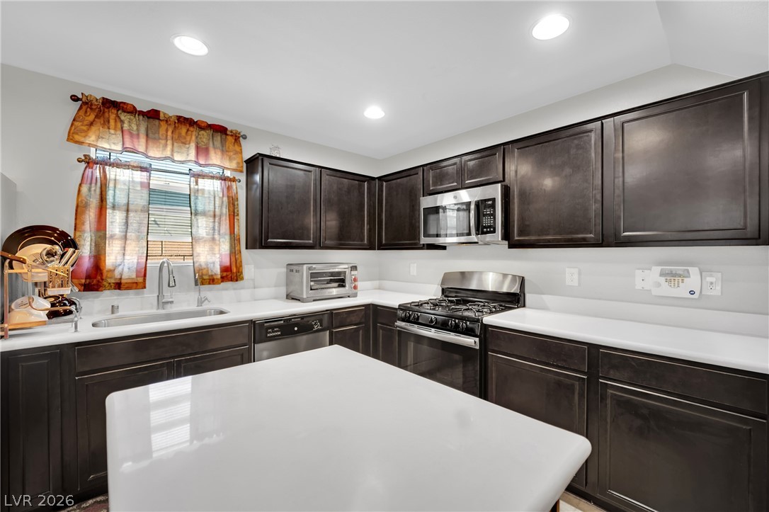 3639 Via Del Robles Avenue Las Vegas NV 89115