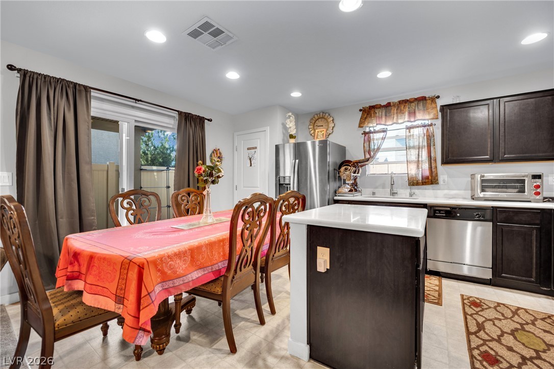 3639 Via Del Robles Avenue Las Vegas NV 89115