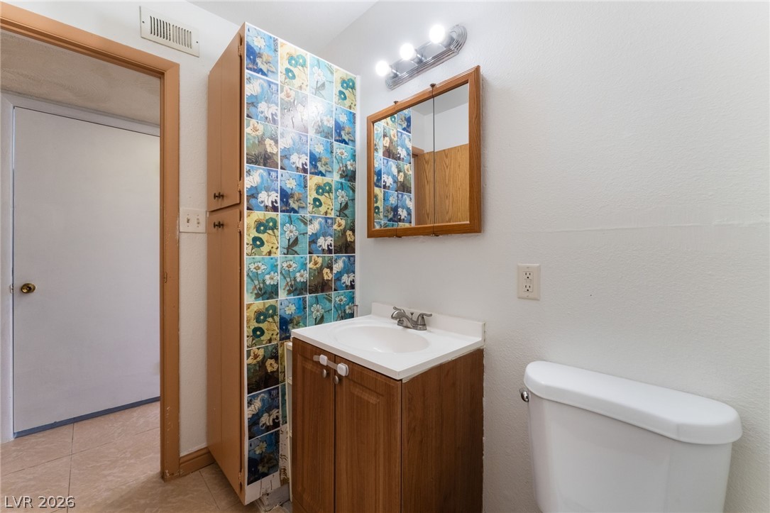 7084 Burcot Avenue J21 Las Vegas NV 89156