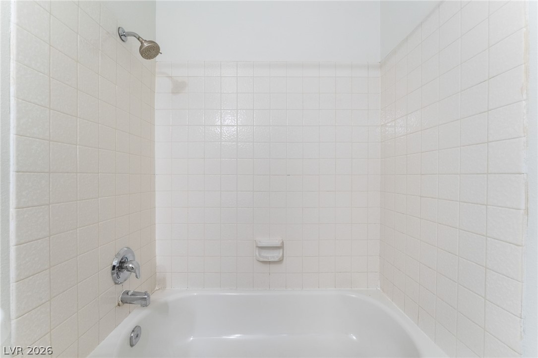 7084 Burcot Avenue J21 Las Vegas NV 89156