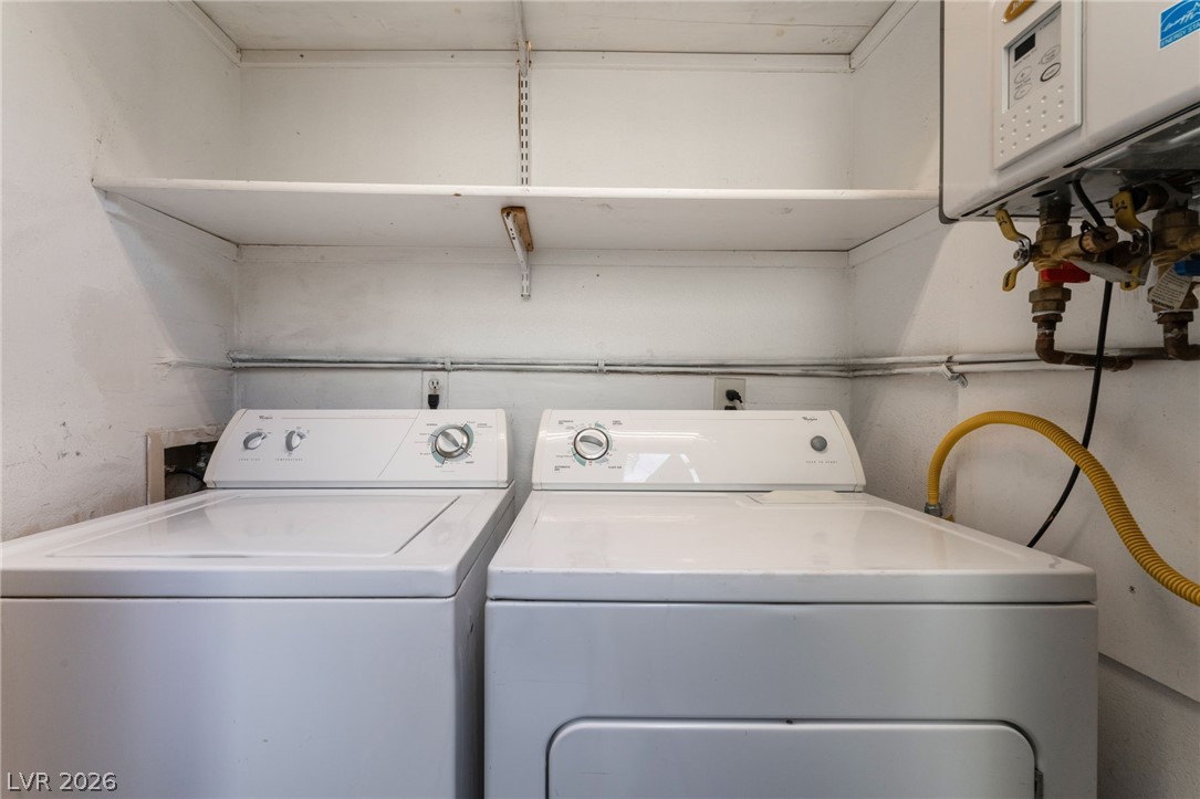 7084 Burcot Avenue J21 Las Vegas NV 89156