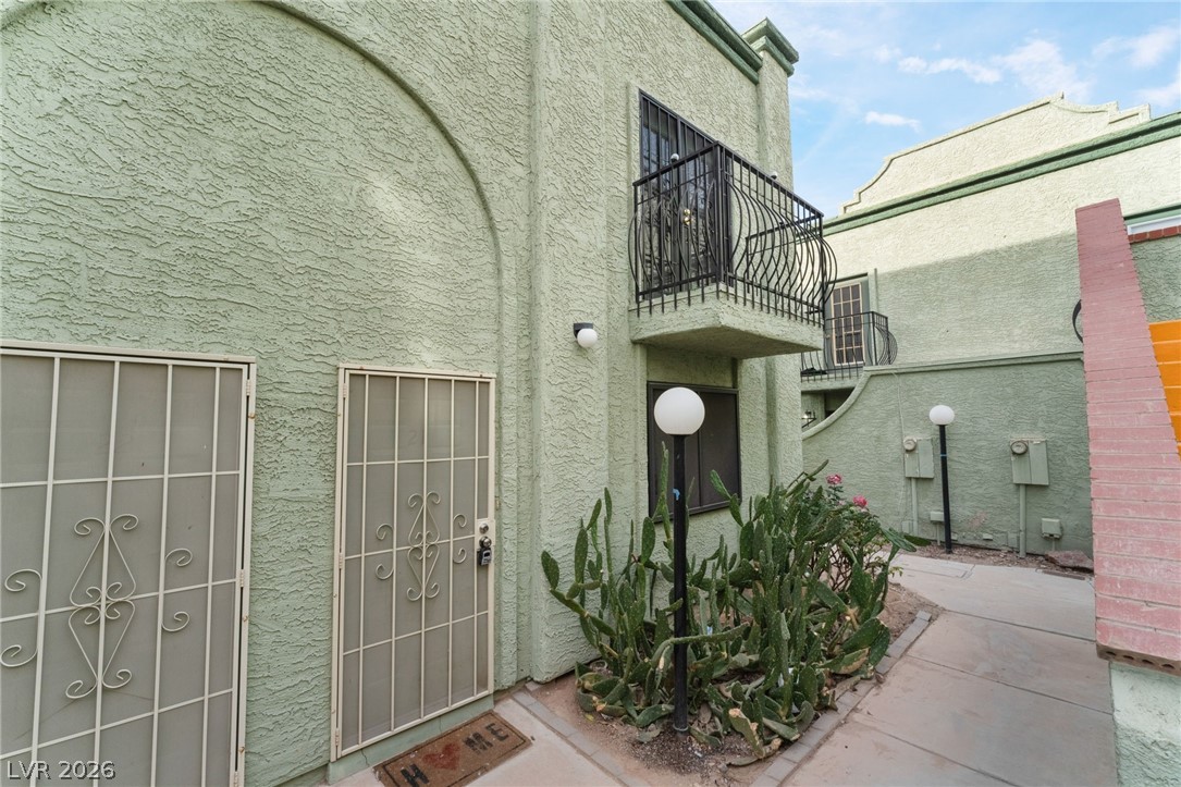 7084 Burcot Avenue J21 Las Vegas NV 89156