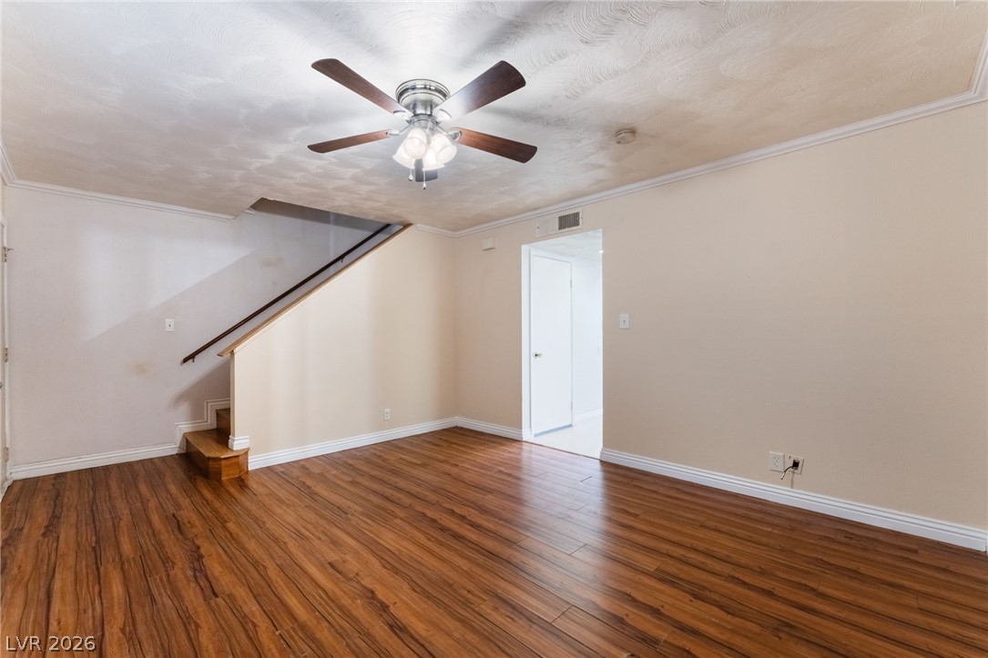 7084 Burcot Avenue J21 Las Vegas NV 89156