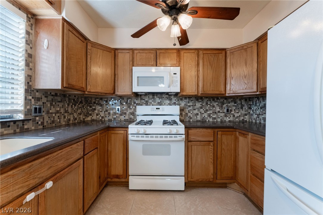 7084 Burcot Avenue J21 Las Vegas NV 89156