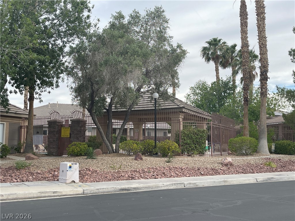 258 Spring River Avenue Las Vegas NV 89123