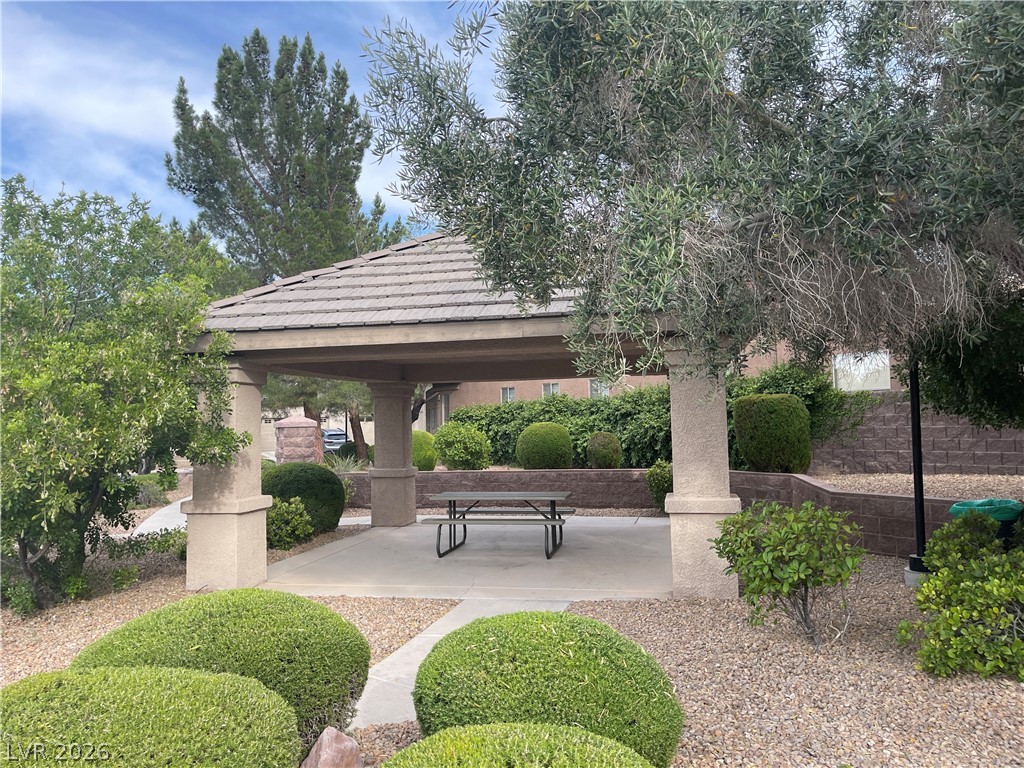 258 Spring River Avenue Las Vegas NV 89123