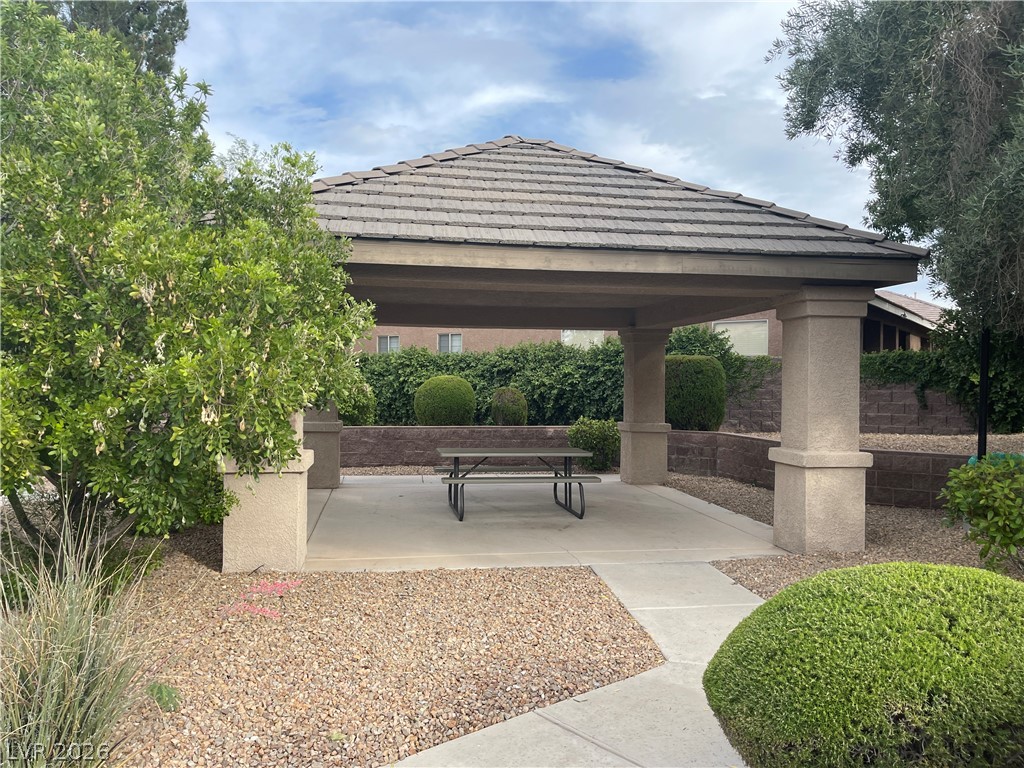 258 Spring River Avenue Las Vegas NV 89123