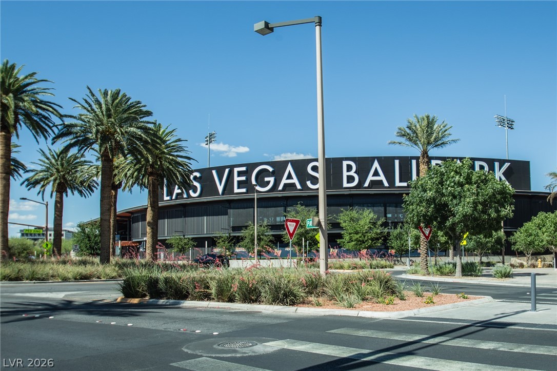 517 Bianca Bay Street Las Vegas NV 89144